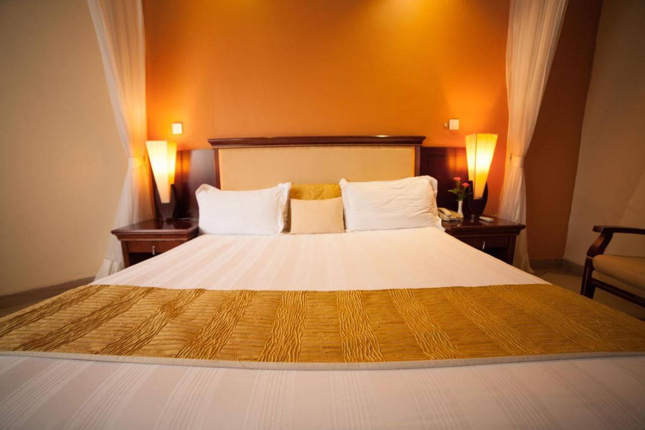 Royal Suites Kampala Exterior photo