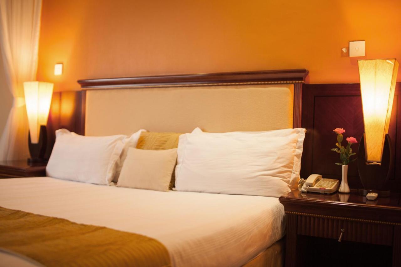 Royal Suites Kampala Exterior photo