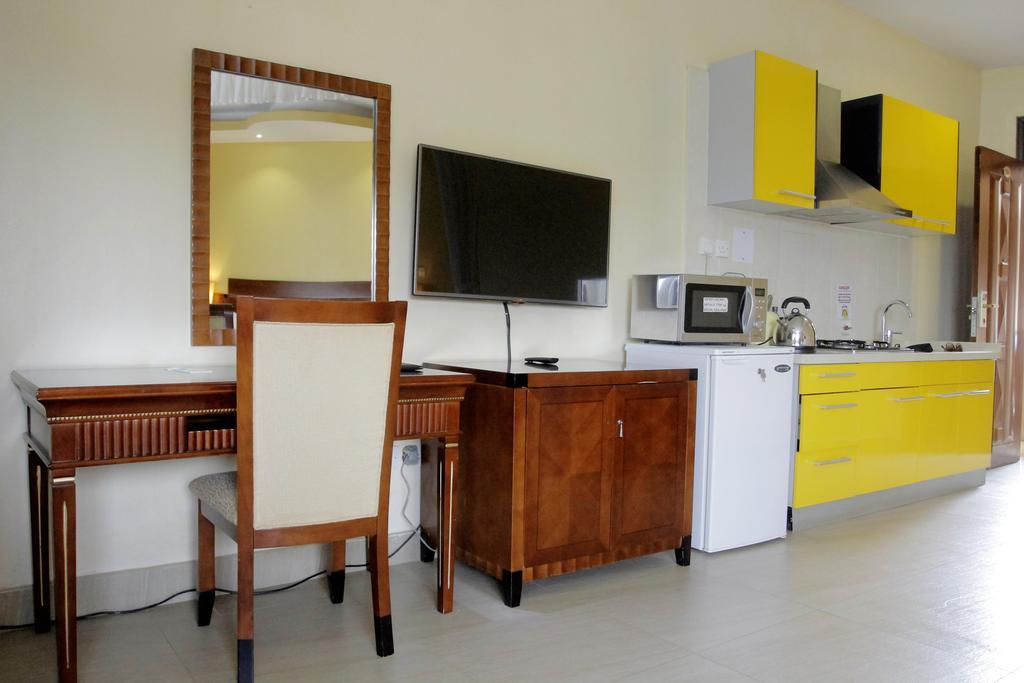 Royal Suites Kampala Exterior photo