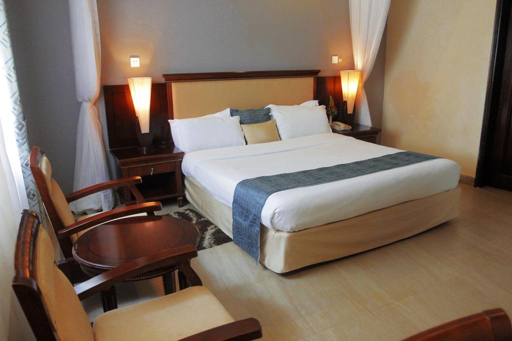 Royal Suites Kampala Exterior photo