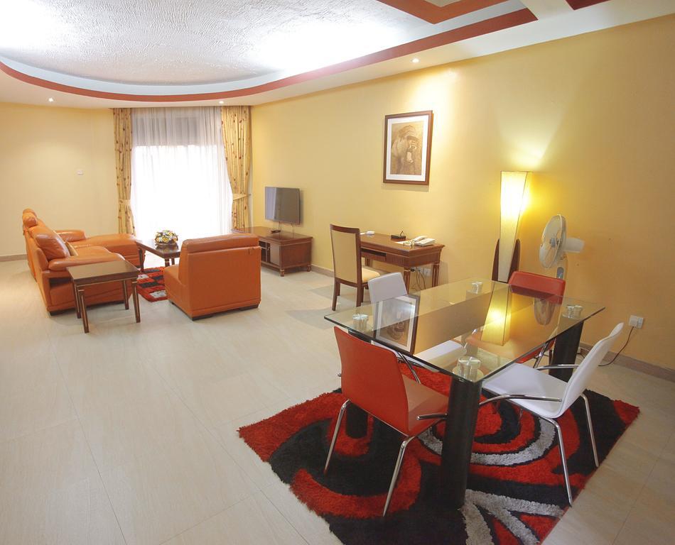 Royal Suites Kampala Exterior photo